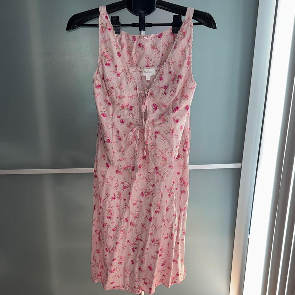 Floral Pink Lace-Up Women's Top and skirt set